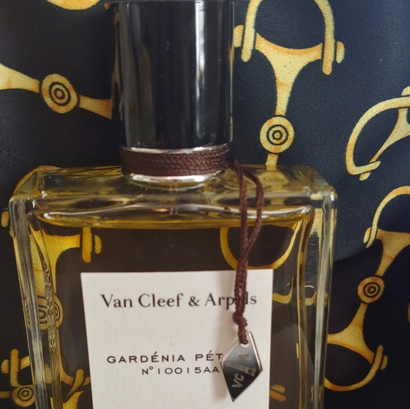 Other - Van Cleef & Arpels Fragrance..Garde'nia Pe'tale